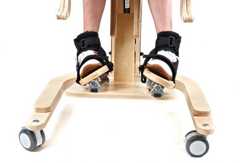 3D foot adjustment for standing frame 