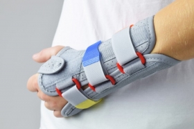 WRIST SUPPORT AM-OSN-U-01